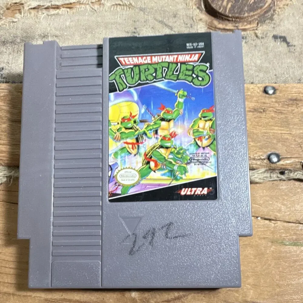 Ultra Teenage Mutant Ninja Turtles (Nintendo NES) Game Cartridge